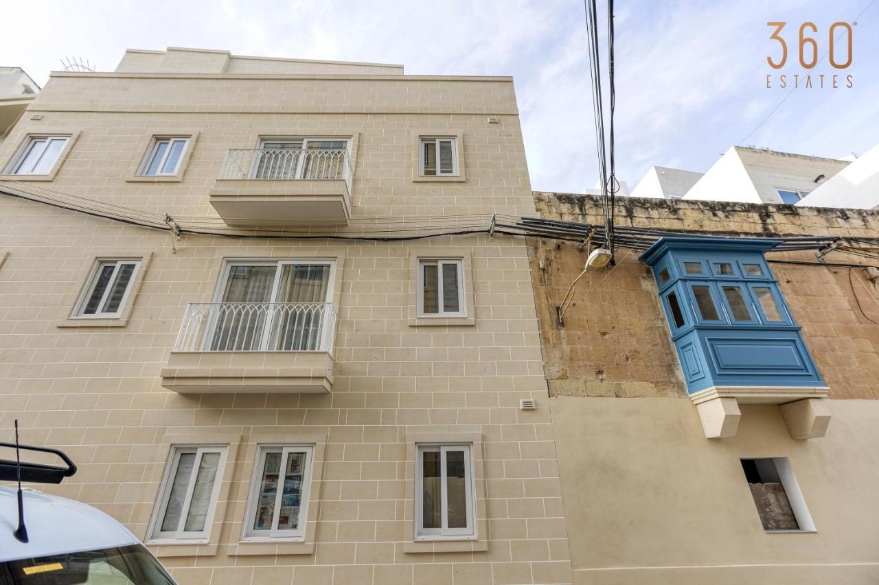 A Lovely 1Br Home With Balcony Just Off The Coast By 360 Estates Saint Julian's エクステリア 写真