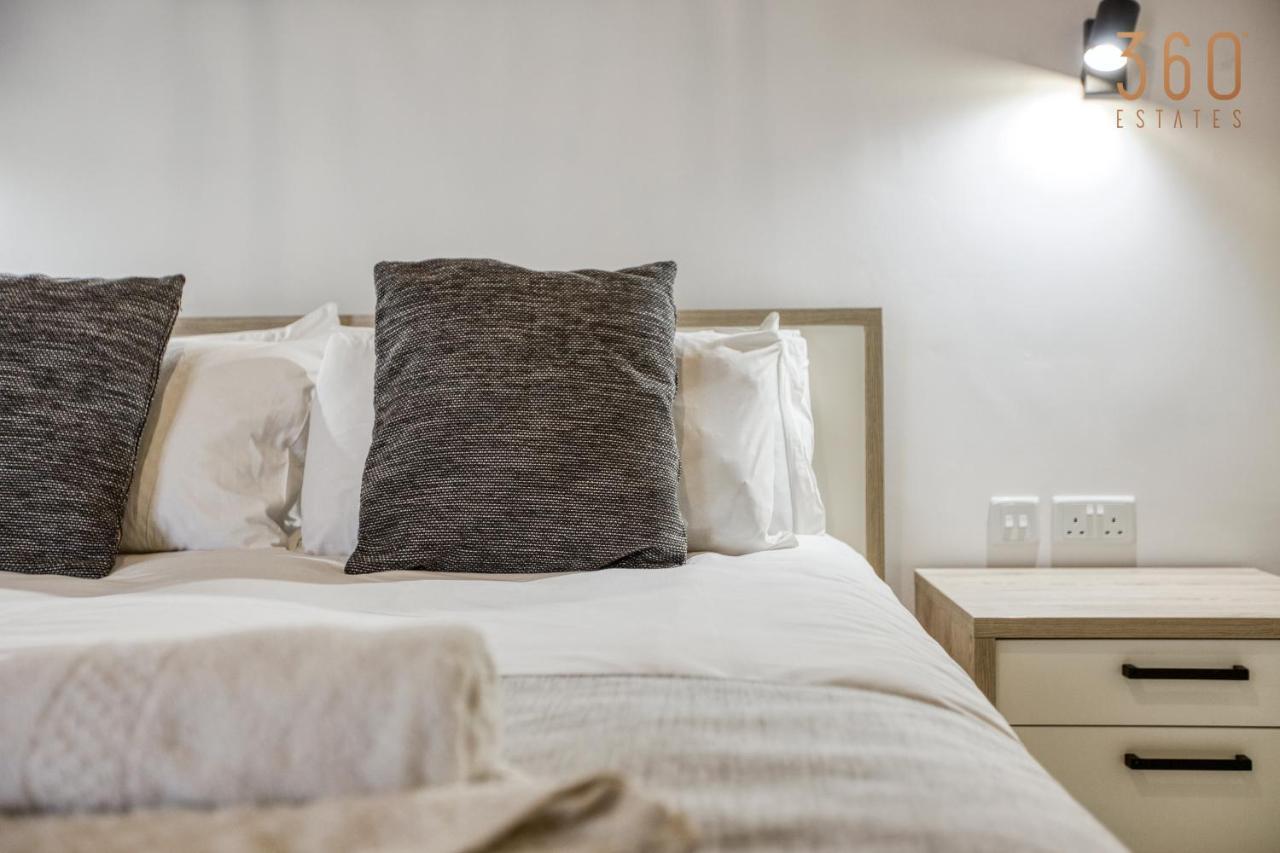 A Lovely 1Br Home With Balcony Just Off The Coast By 360 Estates Saint Julian's エクステリア 写真