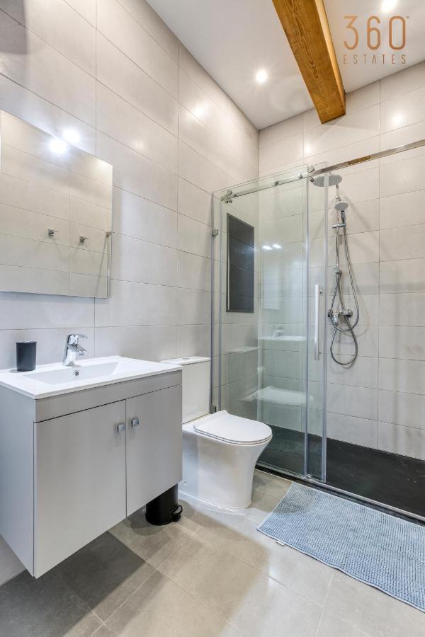A Lovely 1Br Home With Balcony Just Off The Coast By 360 Estates Saint Julian's エクステリア 写真